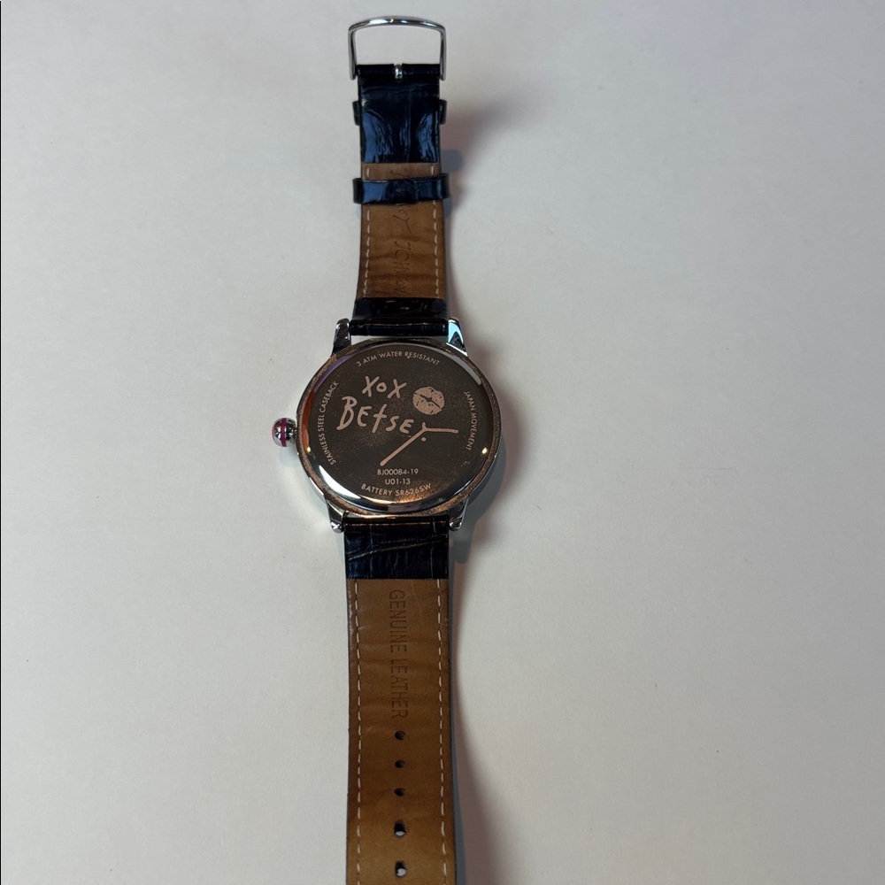Betsey Johnson Toucan Watch - Picture 6 of 7